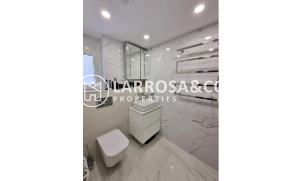 Reventa - Apartamento - Torrevieja - Centro