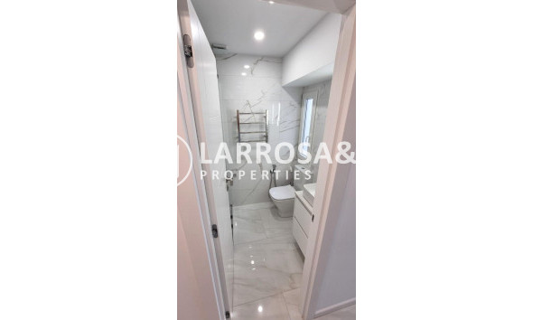 Reventa - Apartamento - Torrevieja - Centro