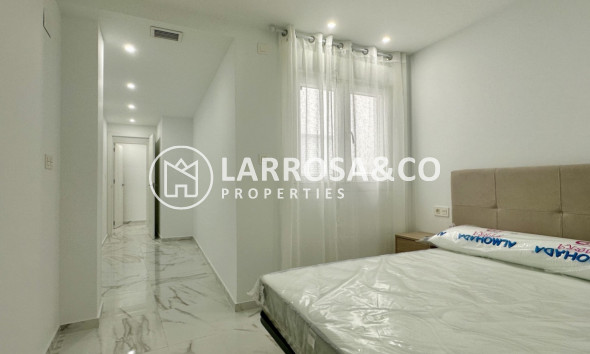 Resale - Apartment - Torrevieja - Costa Blanca