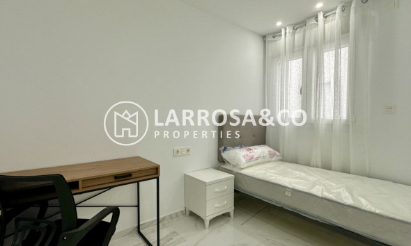 Resale - Apartment - Torrevieja - Costa Blanca