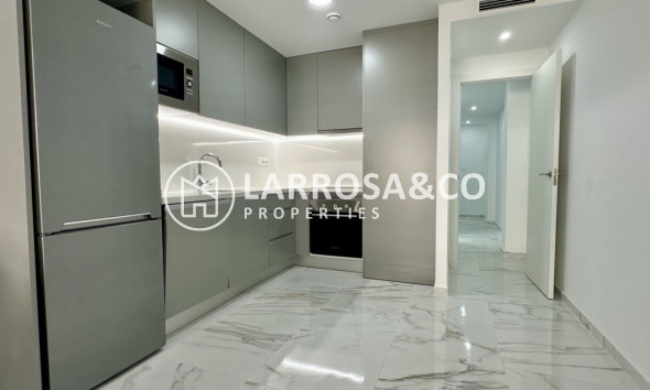 Resale - Apartment - Torrevieja - Costa Blanca