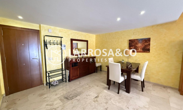 Resale - Apartment - Torrevieja - Punta Prima