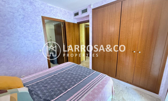 Resale - Apartment - Torrevieja - Punta Prima