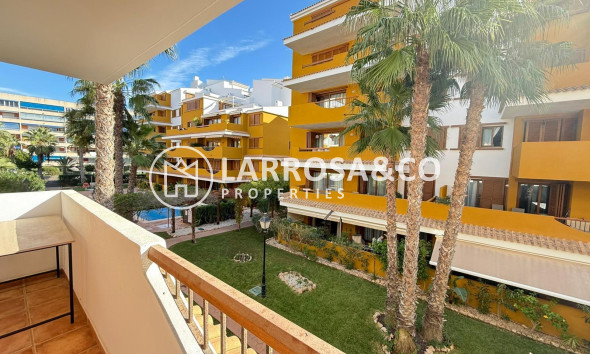 Resale - Apartment - Torrevieja - Punta Prima
