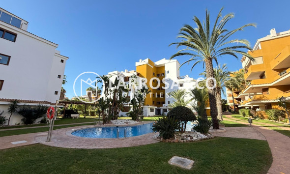 Resale - Apartment - Torrevieja - Punta Prima
