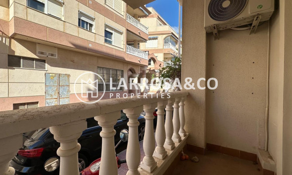Resale - Apartment - Torrevieja - La Mata