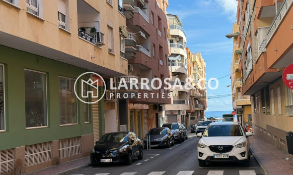 Reventa - Apartamento - Torrevieja - Playa Los Locos