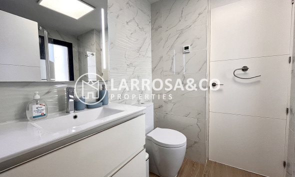 Reventa - Apartamento - Villamartín - Costa Blanca