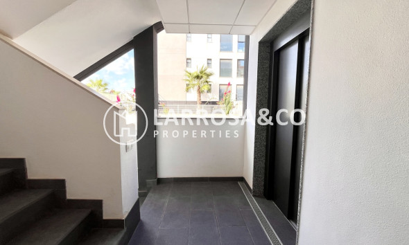 Reventa - Apartamento - Villamartín - Costa Blanca