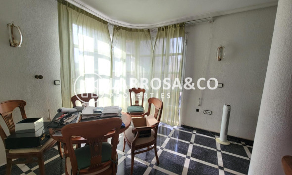 Resale - Apartment - Torrevieja - Centro