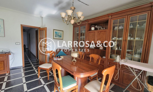 Resale - Apartment - Torrevieja - Centro