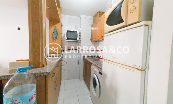 Resale - Apartment - Torrevieja - Playa del cura