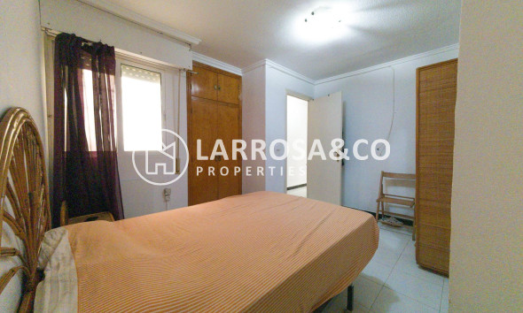 Resale - Apartment - Torrevieja - Playa del cura