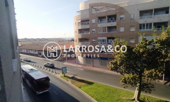 Reventa - Apartamento - Torrevieja - El molino
