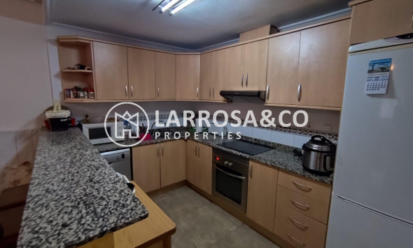 Resale - Apartment - Torrevieja - Estacion de autobuses