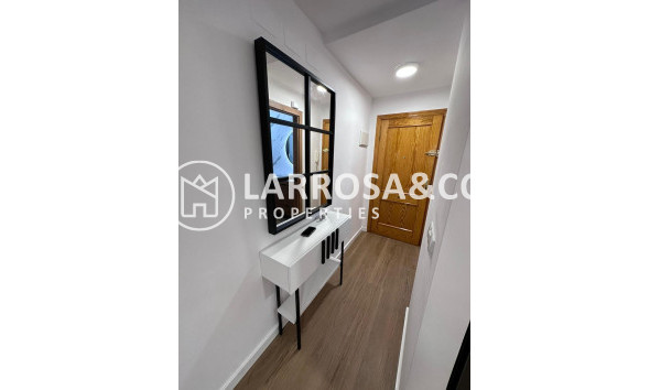 Reventa - Apartamento - Torrevieja - Playa del cura