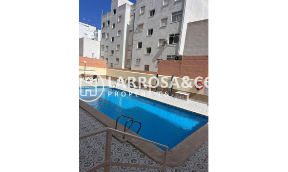 Reventa - Apartamento - Torrevieja - Playa del cura