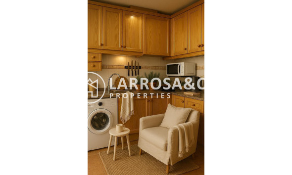 Resale - Apartment - Torrevieja - El molino