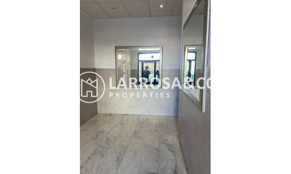 Resale - Apartment - Torrevieja - El molino