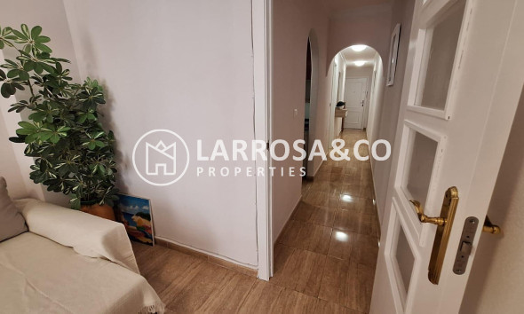 Resale - Apartment - Torrevieja - Playa del cura