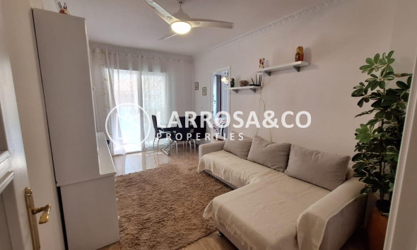 Resale - Apartment - Torrevieja - Playa del cura