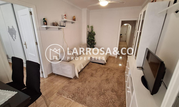 Resale - Apartment - Torrevieja - Playa del cura