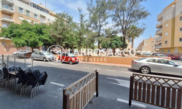 Resale - Apartment - Torrevieja - Playa del cura
