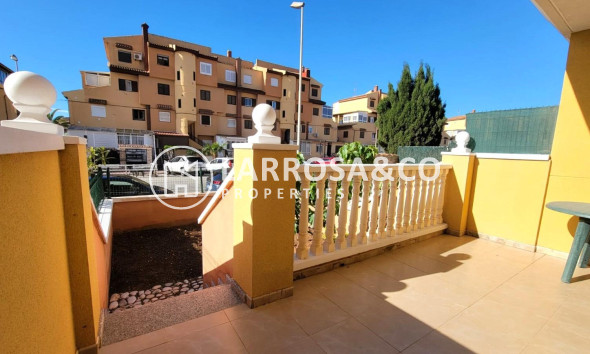 Resale - Apartment - Torrevieja - Aguas Nuevas