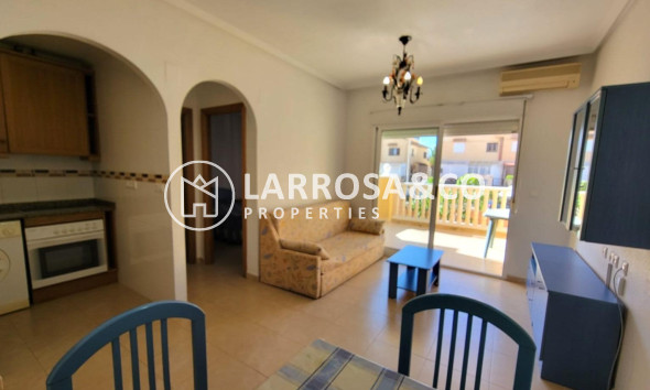 Resale - Apartment - Torrevieja - Aguas Nuevas
