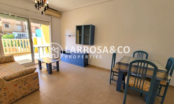 Resale - Apartment - Torrevieja - Aguas Nuevas