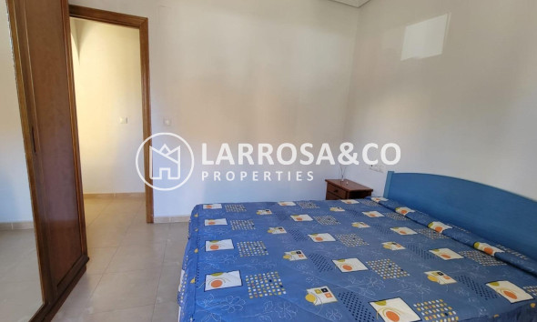 Resale - Apartment - Torrevieja - Aguas Nuevas