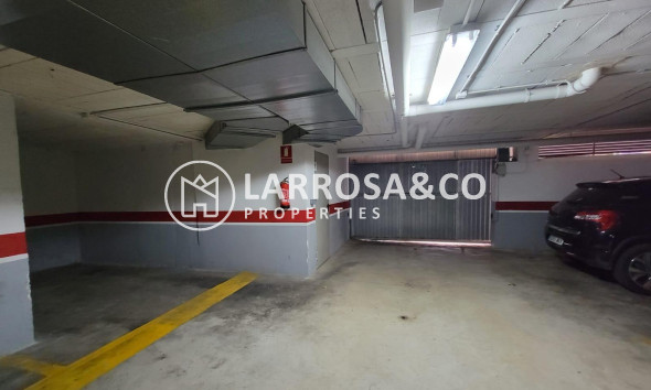Resale - Apartment - Torrevieja - Aguas Nuevas