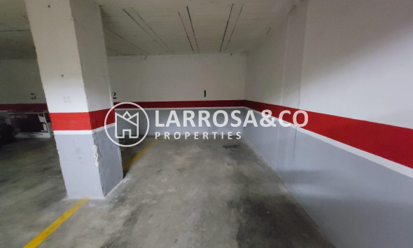 Resale - Apartment - Torrevieja - Aguas Nuevas