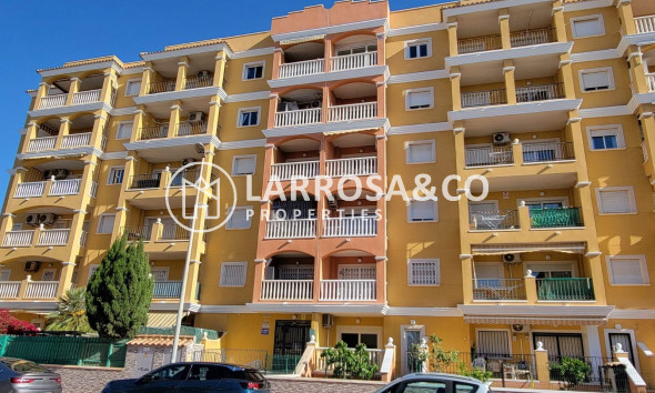 Resale - Apartment - Torrevieja - Aguas Nuevas