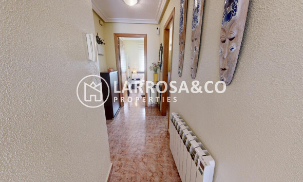 Herverkoop - Apartment - Torrevieja - Estacion de autobuses