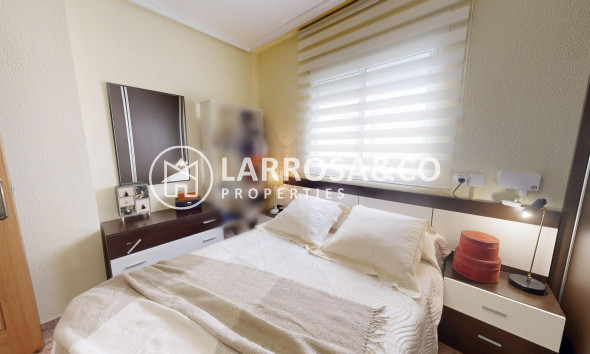 Herverkoop - Apartment - Torrevieja - Estacion de autobuses