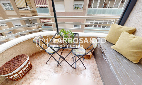 Herverkoop - Apartment - Torrevieja - Estacion de autobuses