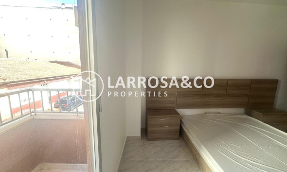 Вторичный рынок - Квартира - Торревьеха - Estacion de autobuses