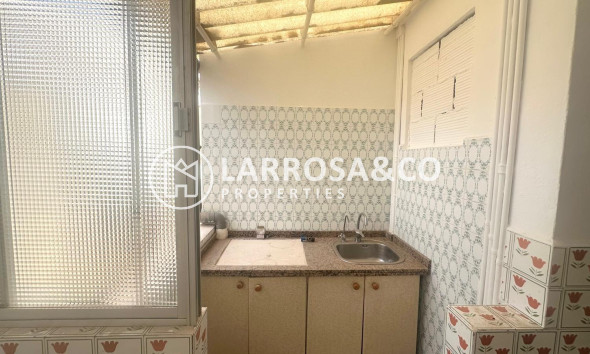 Вторичный рынок - Квартира - Торревьеха - Estacion de autobuses