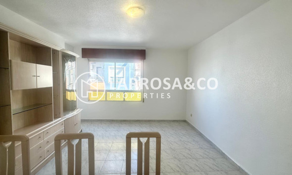 Вторичный рынок - Квартира - Торревьеха - Estacion de autobuses