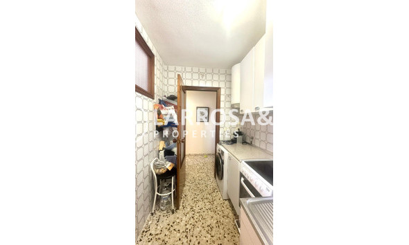 Resale - Apartment - Torrevieja - Punta Prima