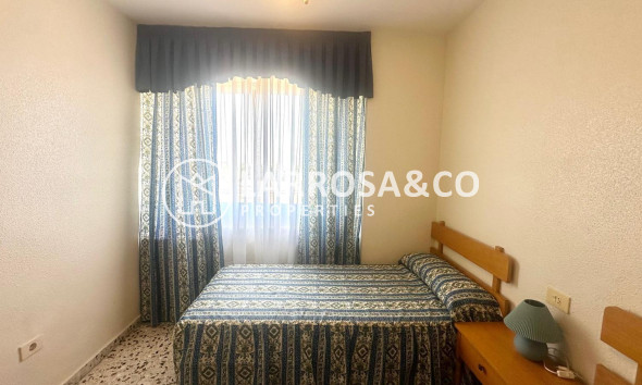 Resale - Apartment - Torrevieja - Punta Prima