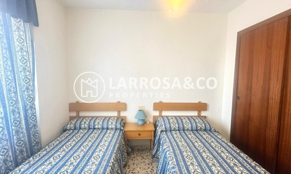 Resale - Apartment - Torrevieja - Punta Prima