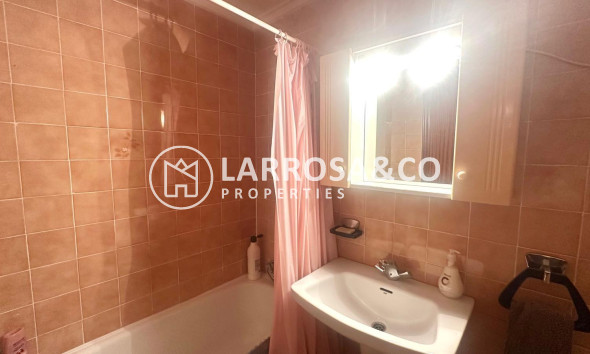 Resale - Apartment - Torrevieja - Punta Prima