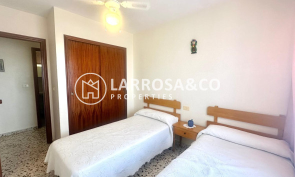 Resale - Apartment - Torrevieja - Punta Prima