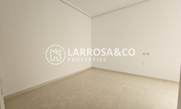 Вторичный рынок - Квартира - Торревьеха - torrevieja