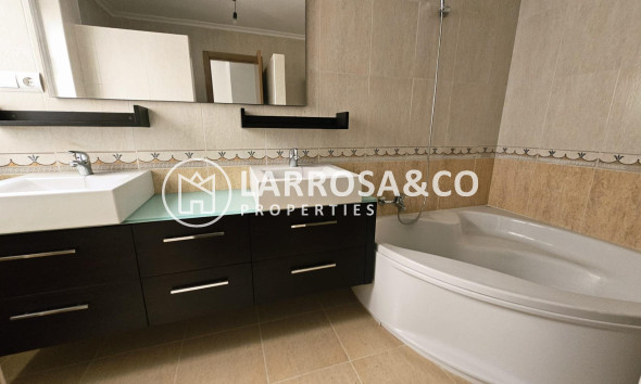 Вторичный рынок - Квартира - Торревьеха - torrevieja