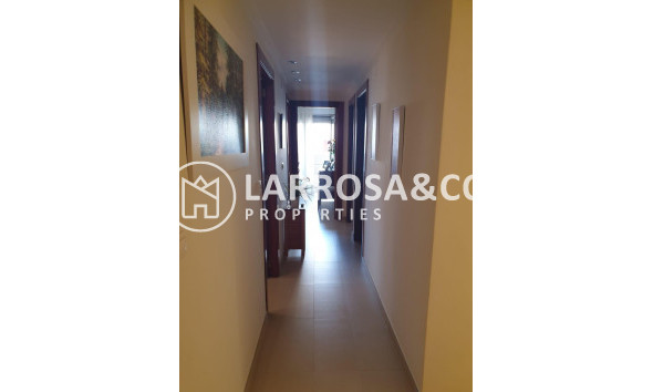 Resale - Apartment - Torrevieja - Las Piscinas Naturales