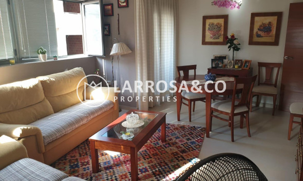 Resale - Apartment - Torrevieja - Las Piscinas Naturales