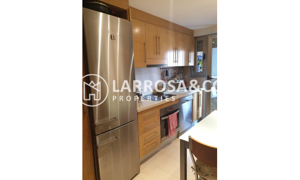 Resale - Apartment - Torrevieja - Las Piscinas Naturales